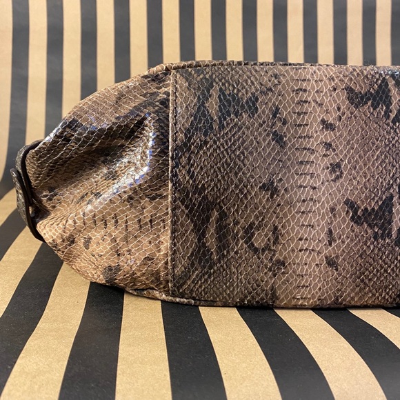 Relic Purse - Picture 7 of 10